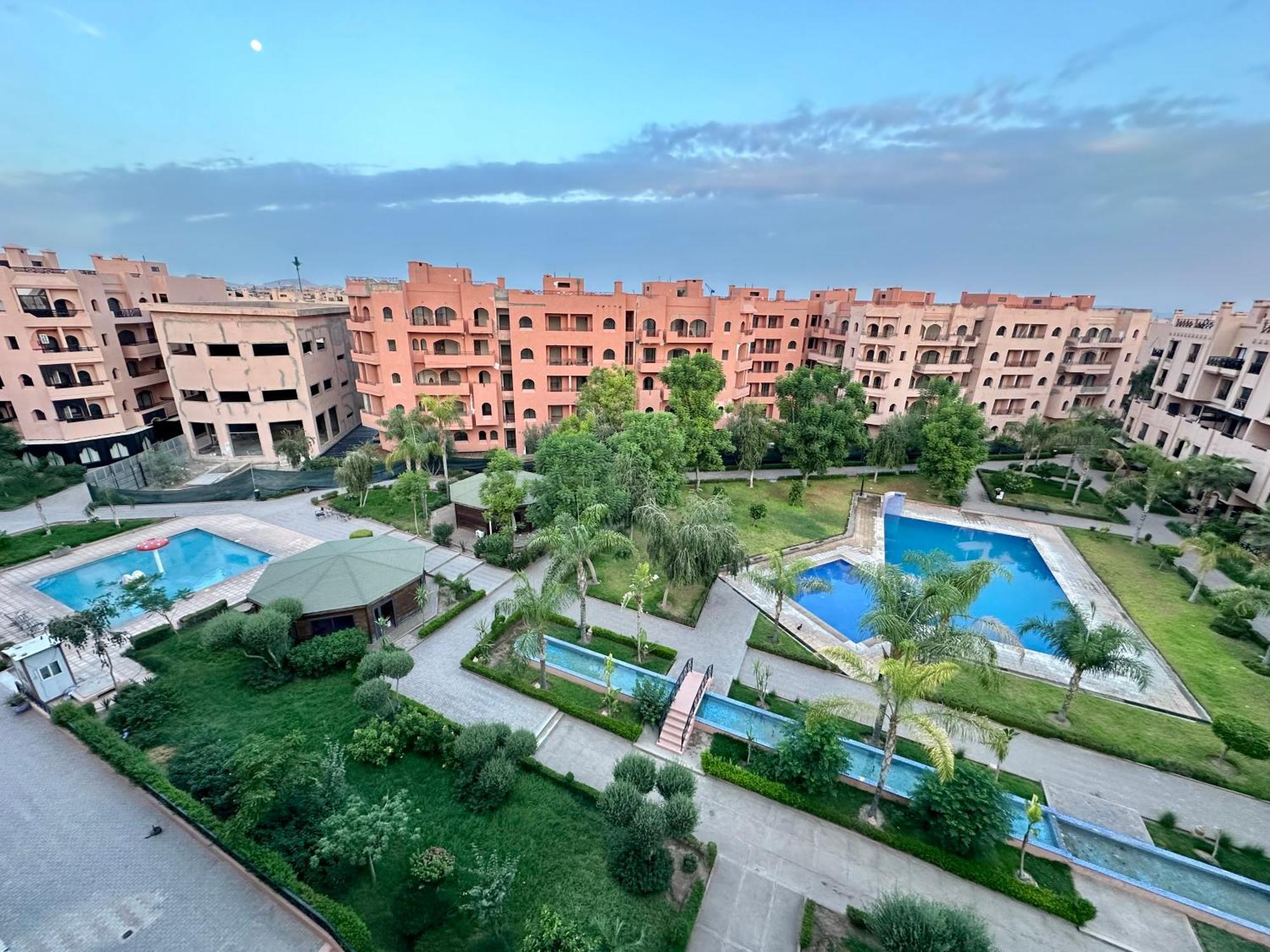 Oasis De Detente Avec Terrasse Et Vue Sur Piscine Marrakesh Luaran gambar