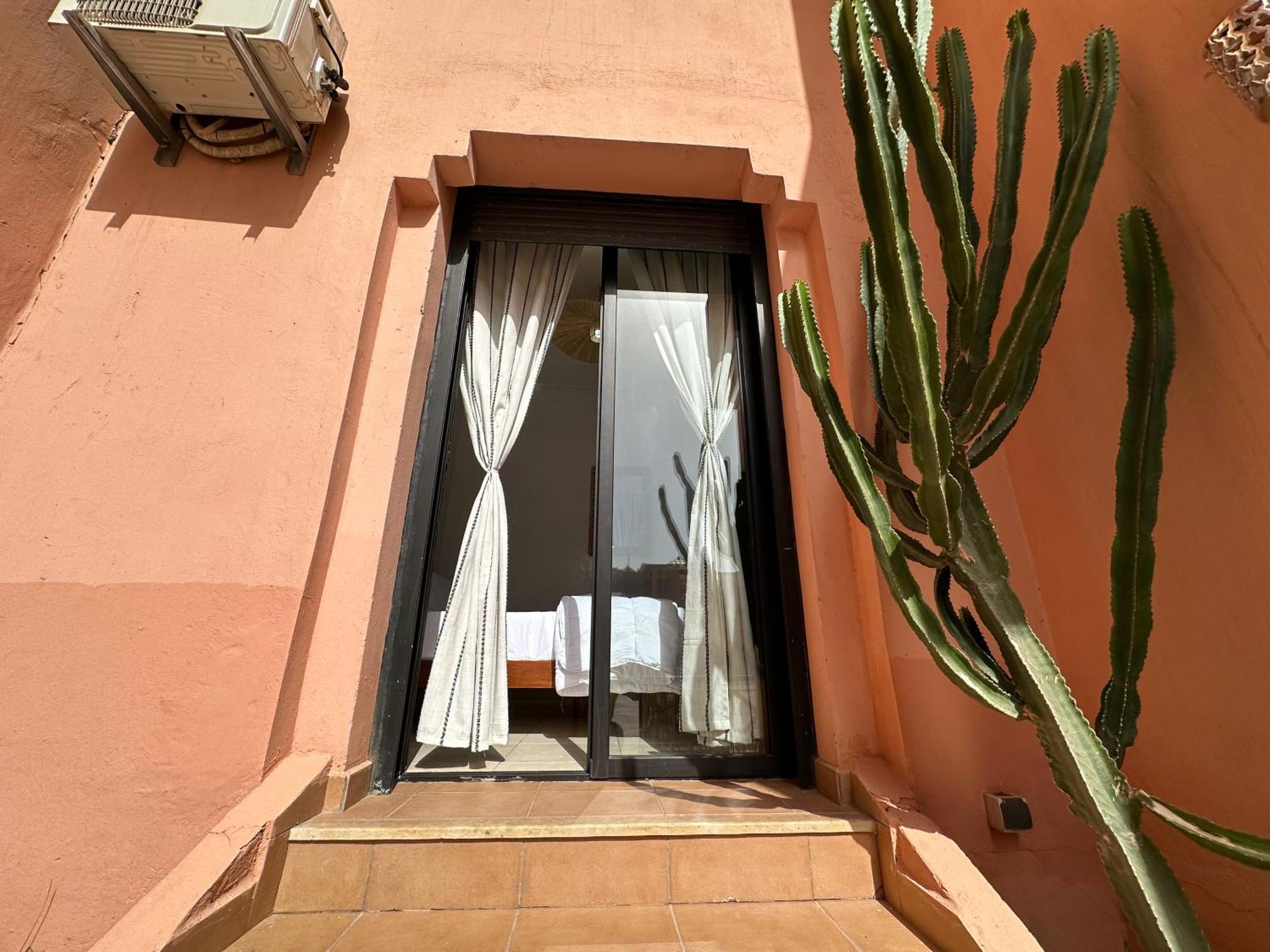 Oasis De Detente Avec Terrasse Et Vue Sur Piscine Marrakesh Luaran gambar