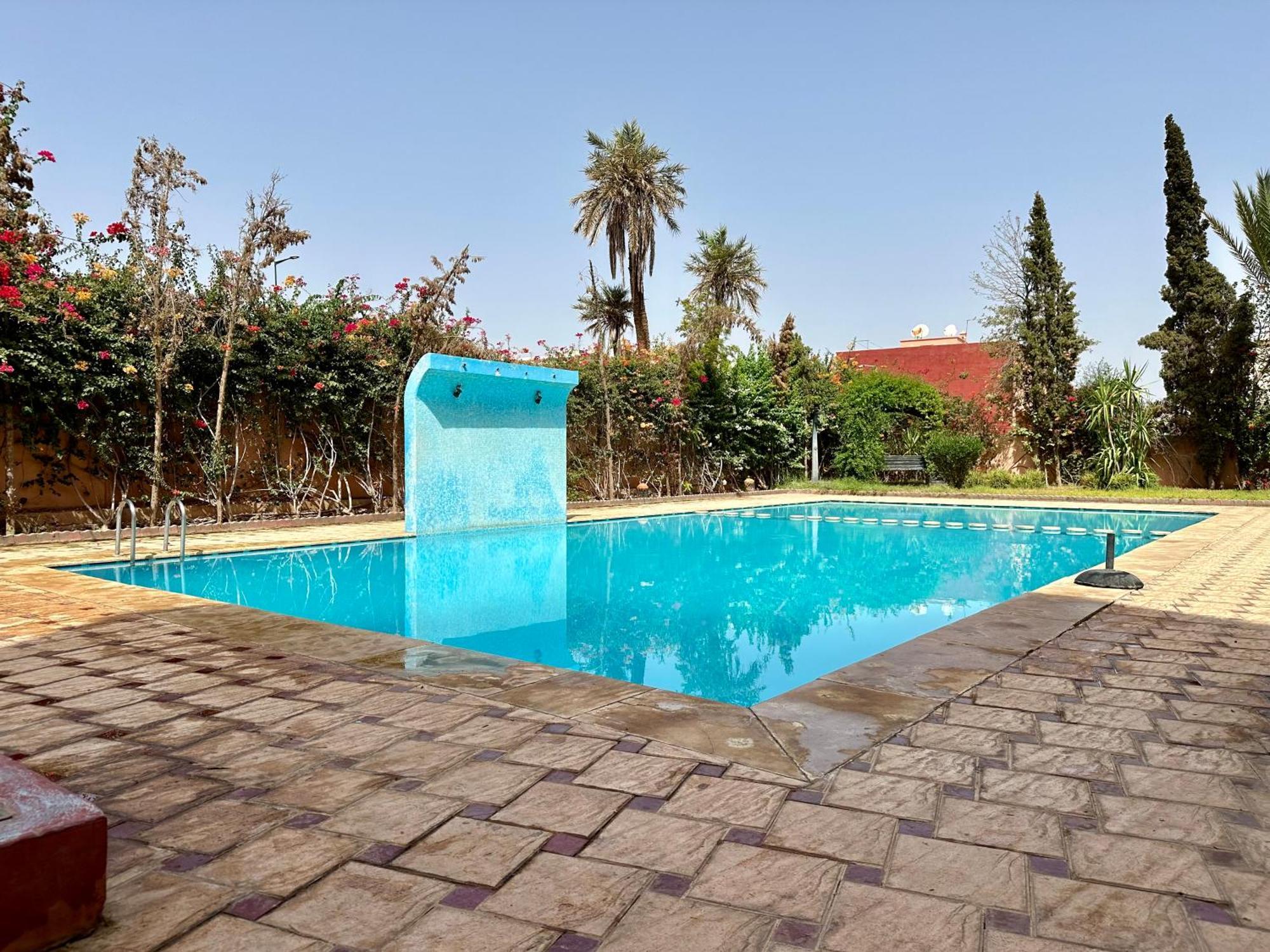 Oasis De Detente Avec Terrasse Et Vue Sur Piscine Marrakesh Luaran gambar